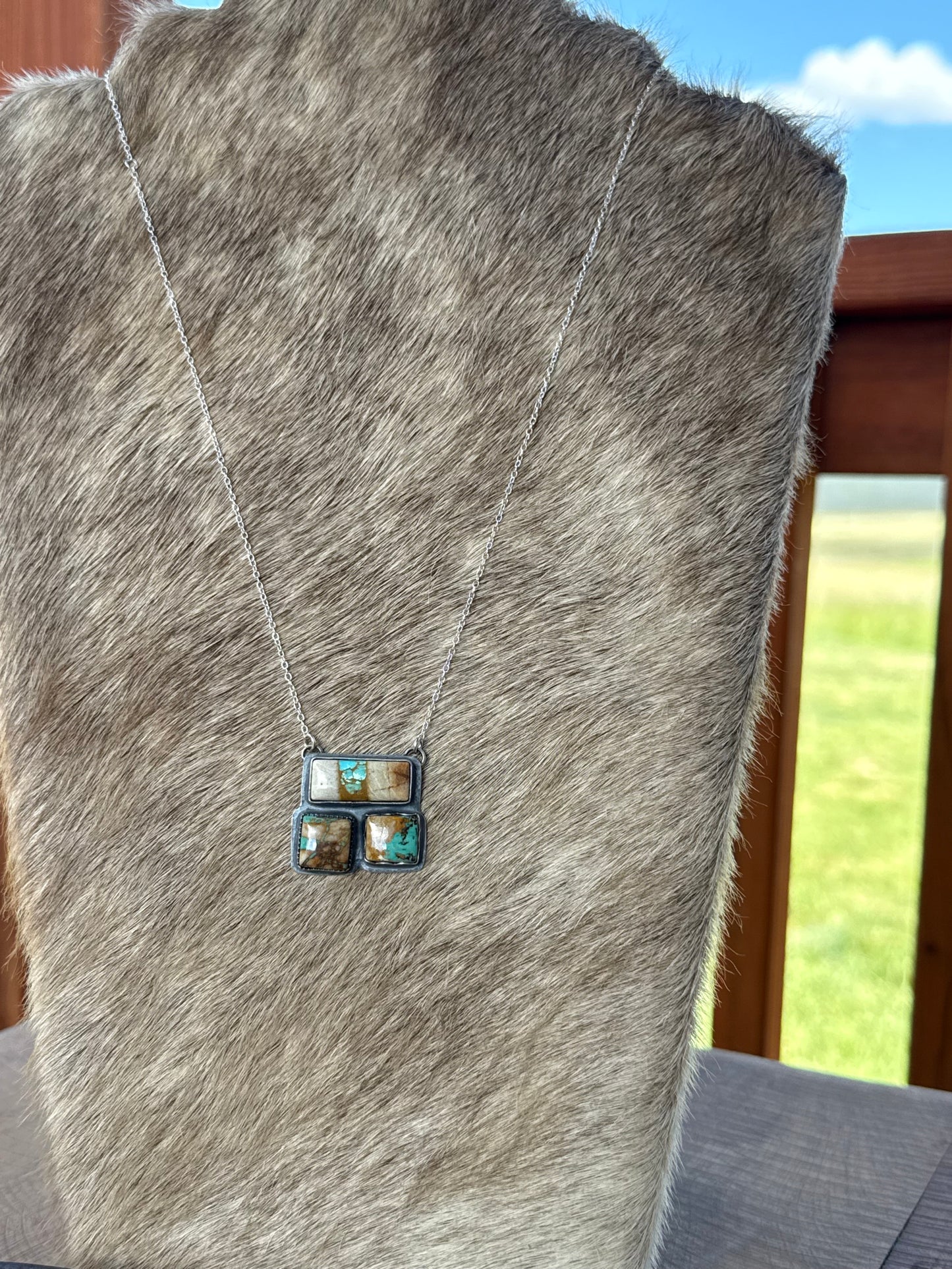 Royston Ribbon bars necklace