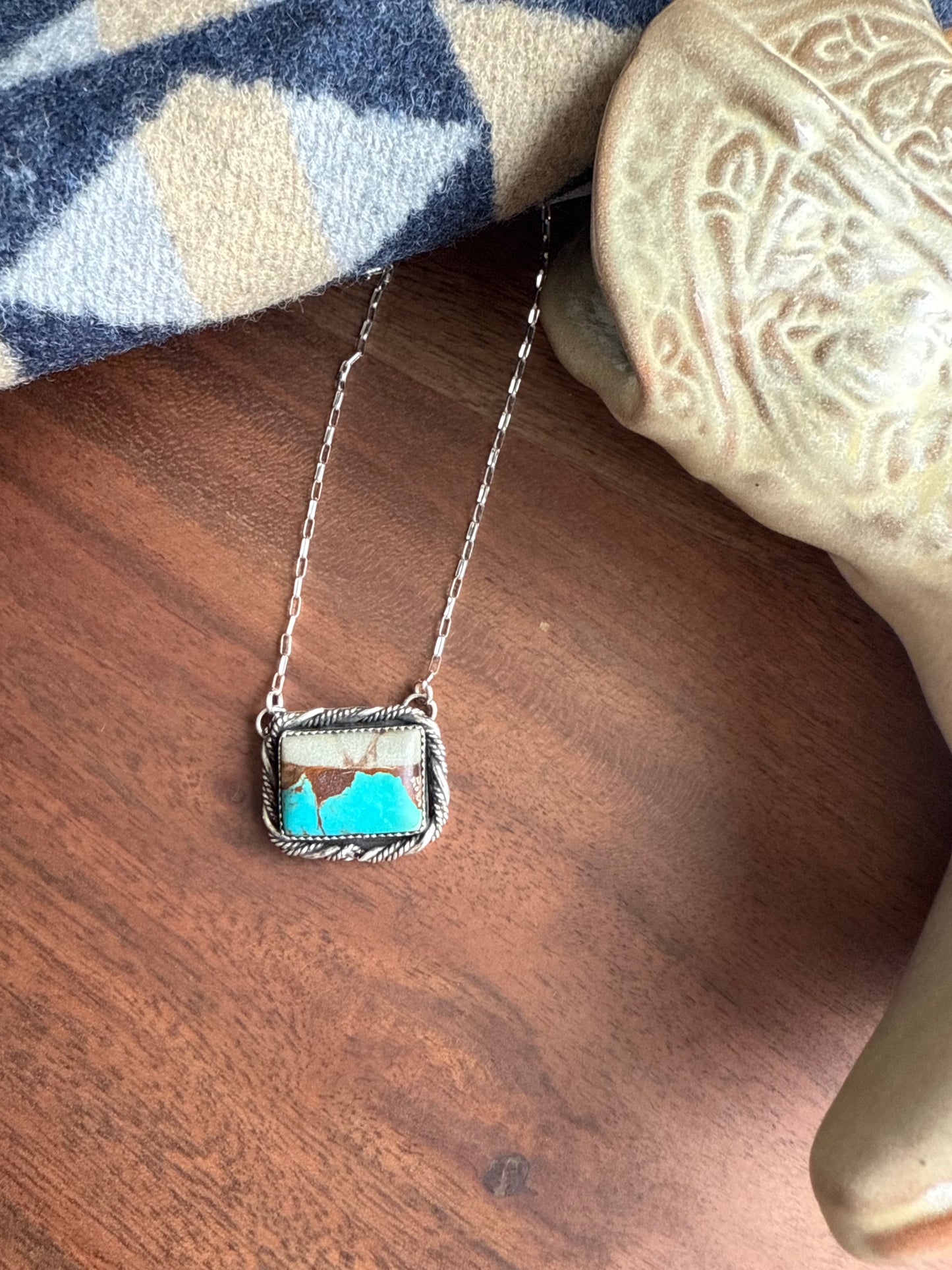 Royston ribbon bar Necklace