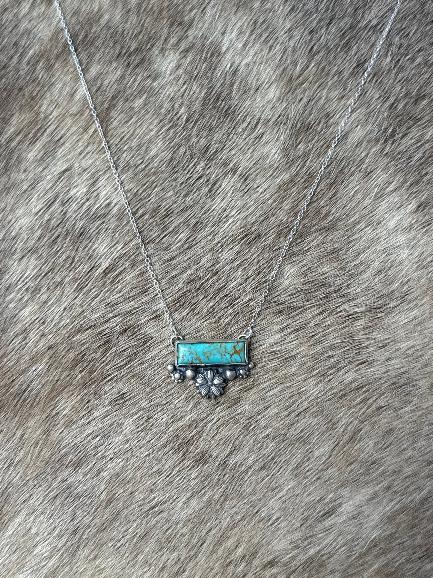Kingman bar necklace