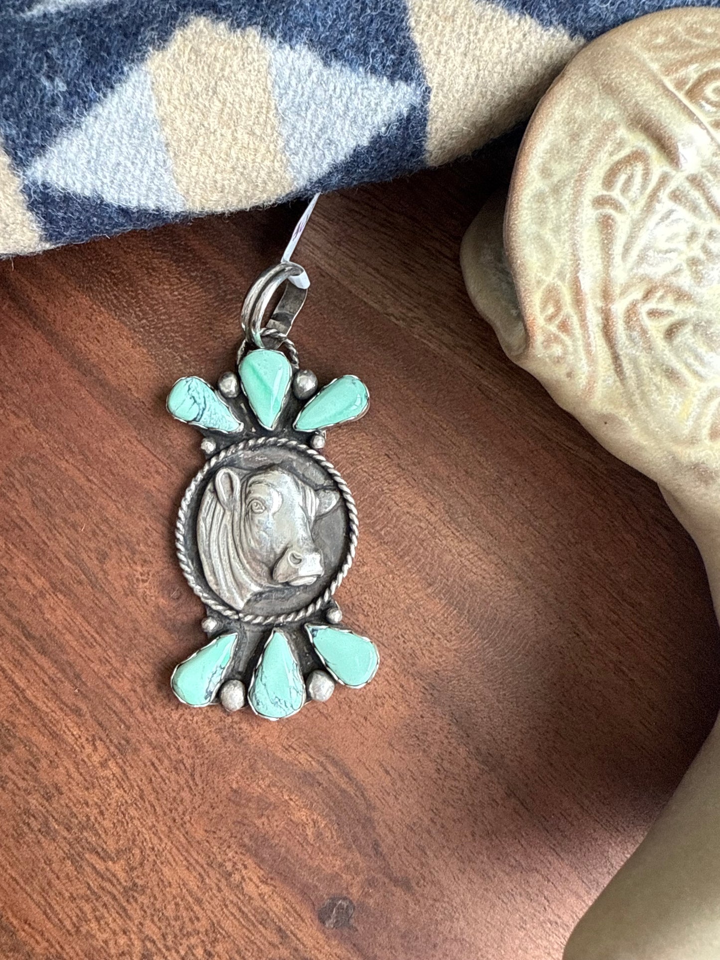 Bull head pendant - Nevada Varisite