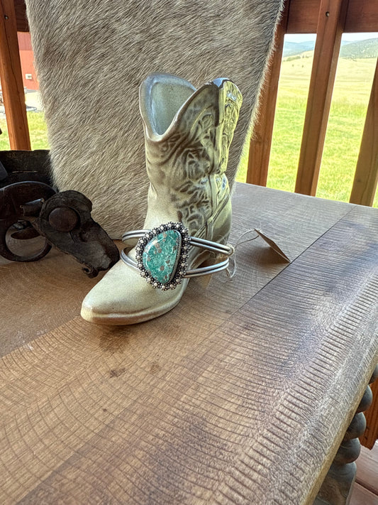 White Water cuff