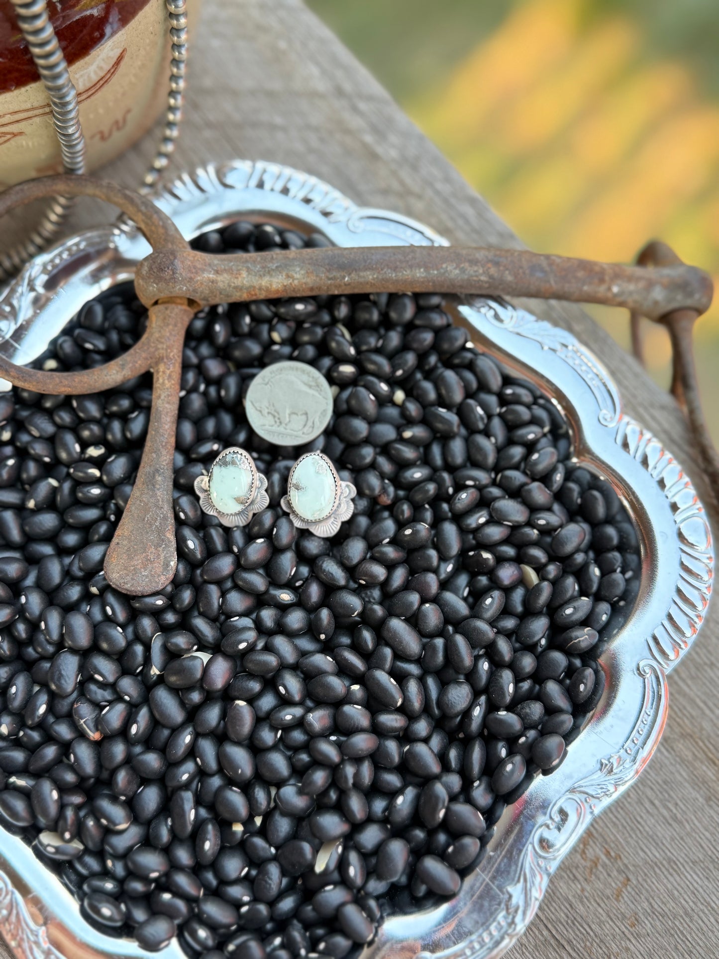 Paloma small studs