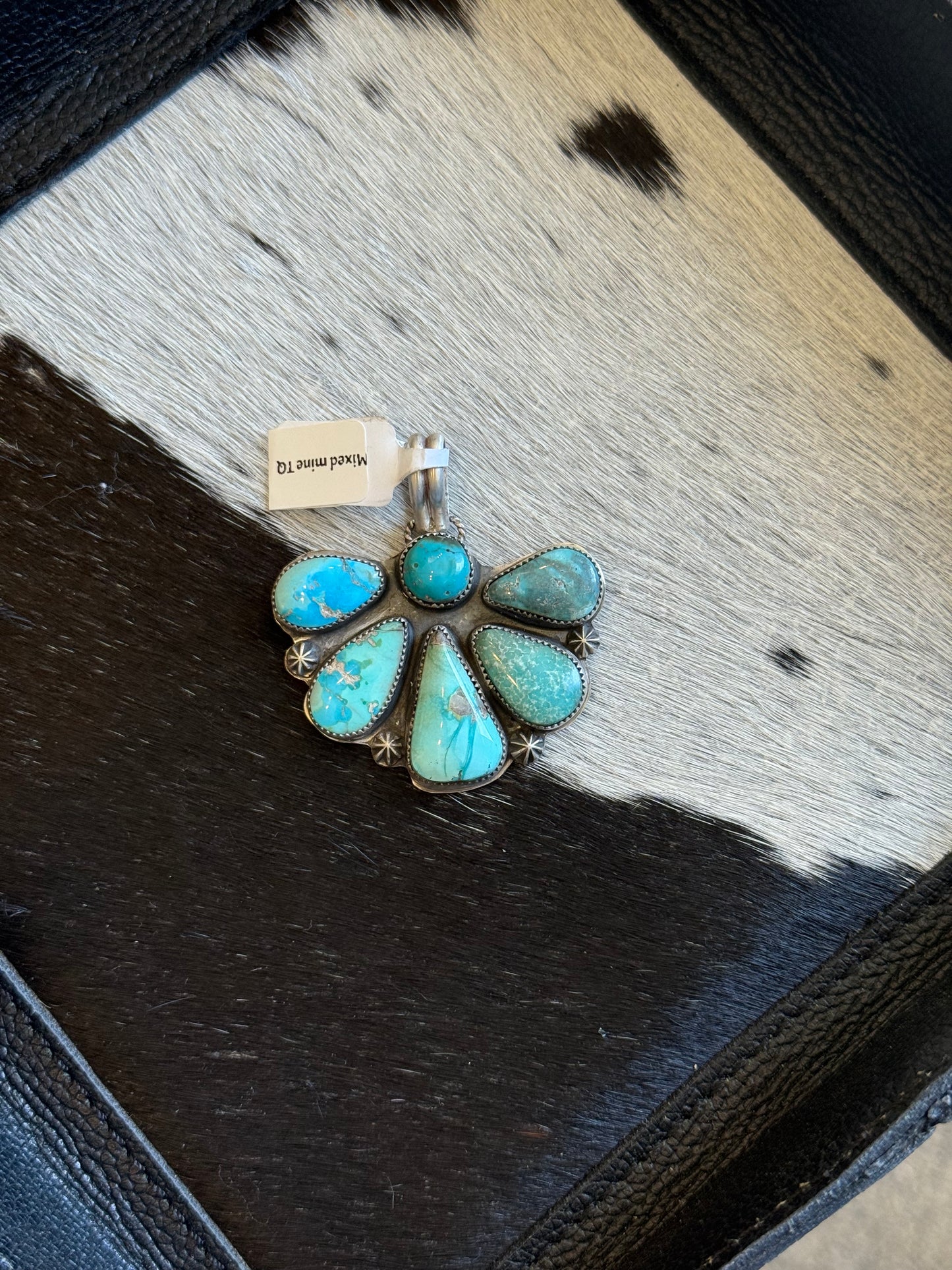 Mixed mine pendant